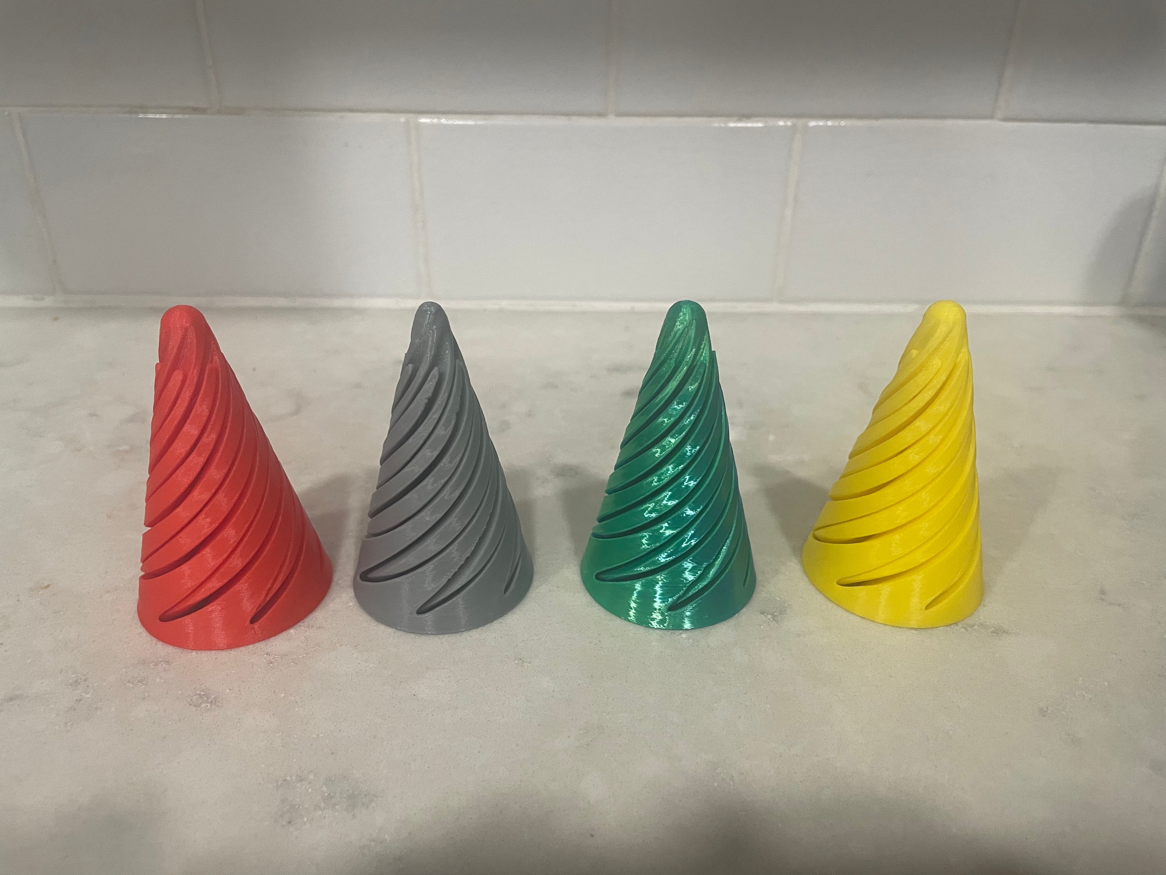 4 spiral fidget toy￼